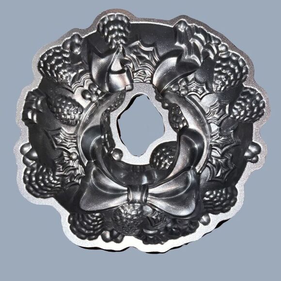 Nordic Ware Holiday Wreath Silver Cake Pan - Picture 5 of 5